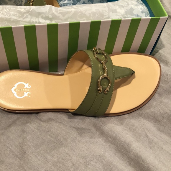 New C. Wonder Annabelle Leather Thong Sandals Olive size 8 M - Picture 2 of 5